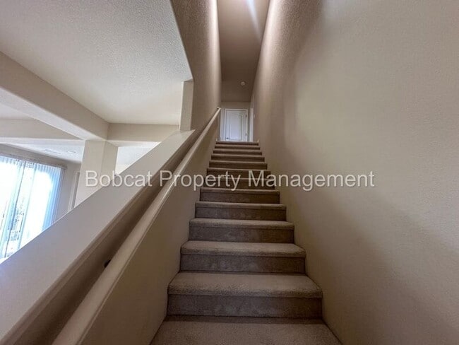 Building Photo - 1108 Fiore Ct