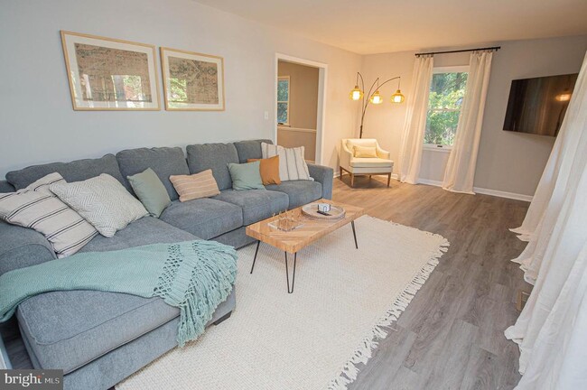 Building Photo - 414 Pine Bluff Rd