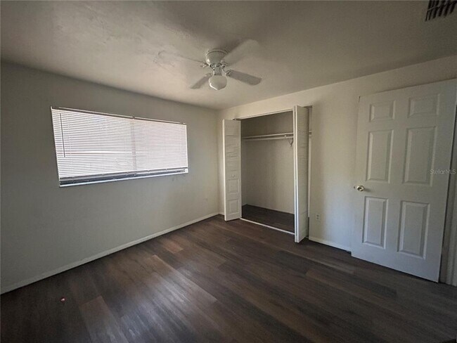 Building Photo - 707 SW 68th Terrace