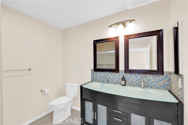 Building Photo - 27937 Ridgebluff Ct