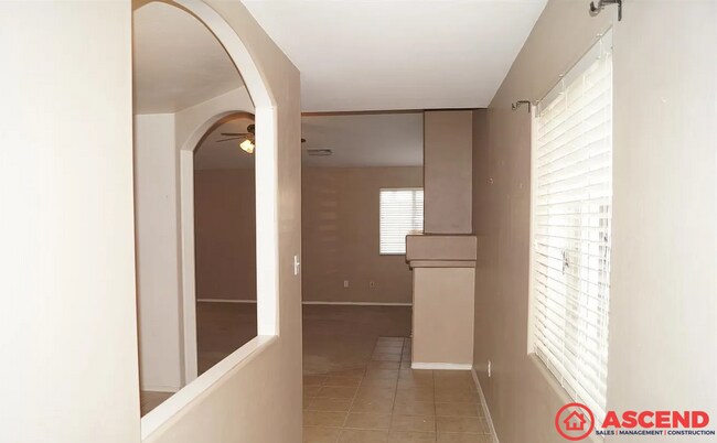 Building Photo - 9722 Battersea Park Dr