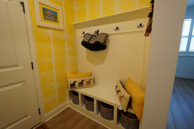 Building Photo - MOVE IN DATE MUST BE SCHEDULED 14 DAYS FROM PAYING SECURITY DEPOSIT.