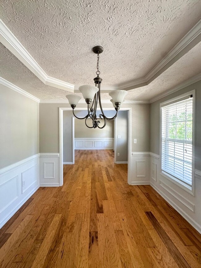 Building Photo - Spacious 4 Bed 2.5 Bath Home in Carolina Lakes