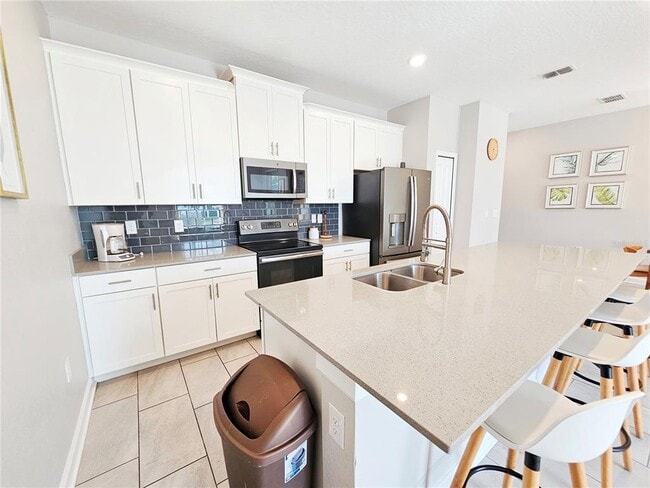 Building Photo - 850 Pebble Beach Dr