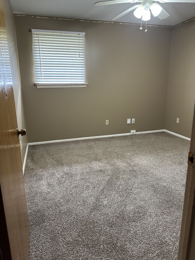 4th Bedroom - 4908 Purdue Dr