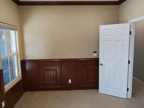 Building Photo - "Spacious 4-Bed Oasis with Fireplace in Twentynine Palms – Perfect for Cozy Living!"
