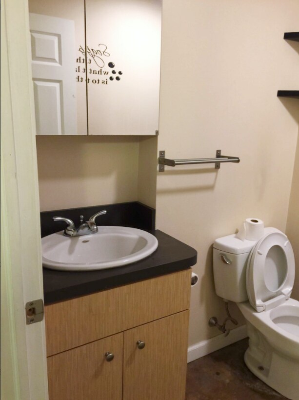 Building Photo - 74 Frankfort St