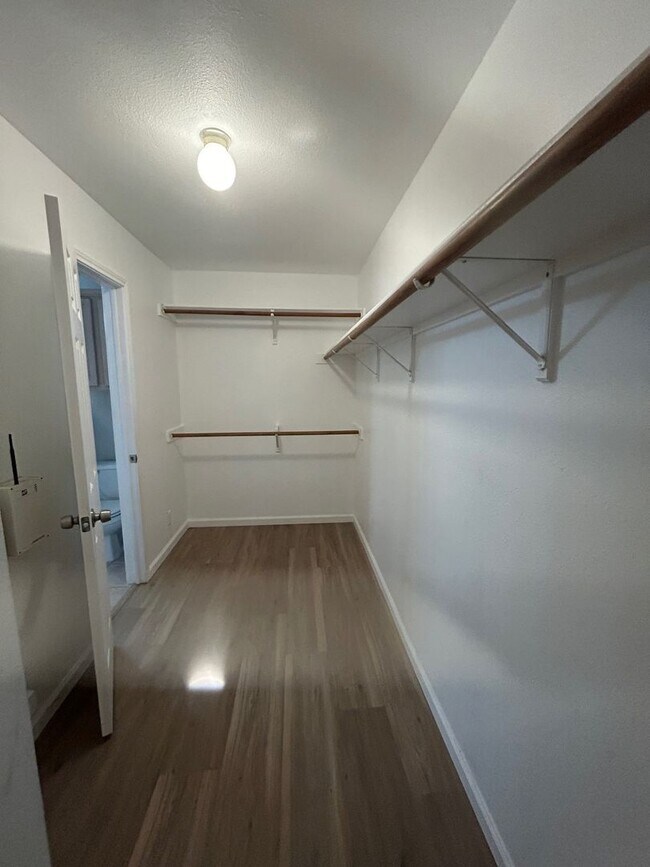 Building Photo - 3Bedroom/2Bath Home for Lease! Available Now!