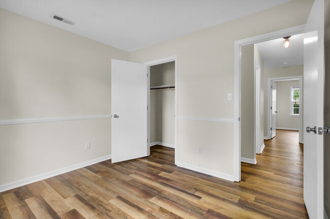 Building Photo - 120 Tar Heel Dr