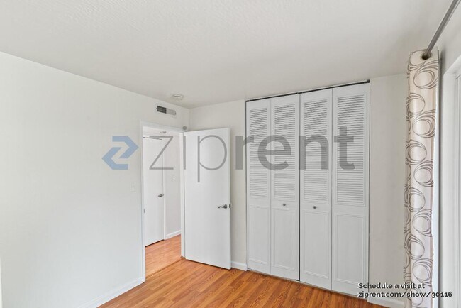 Building Photo - 2257 Goldcrest Cir