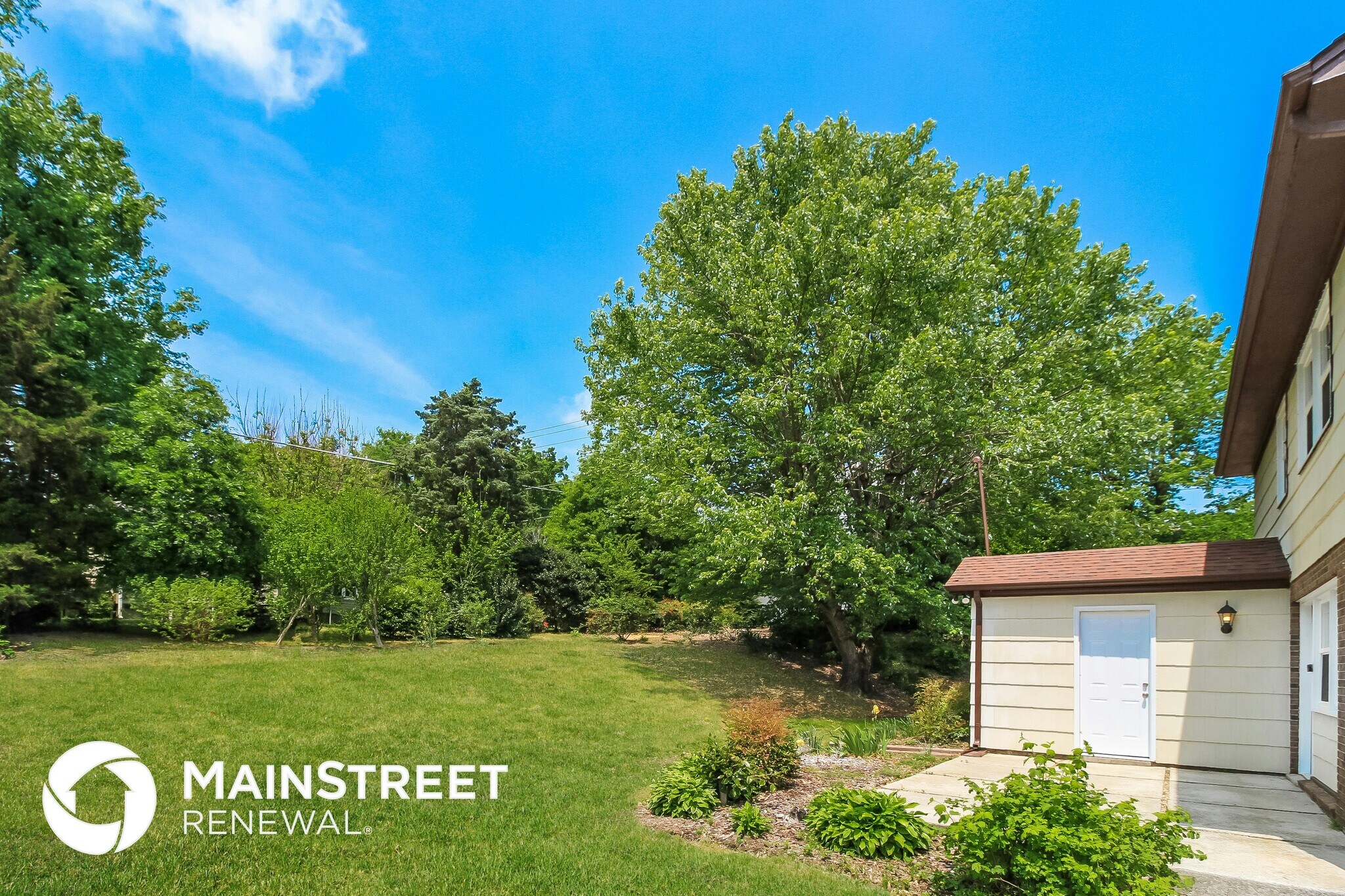 Building Photo - 999 Nottingham Rd