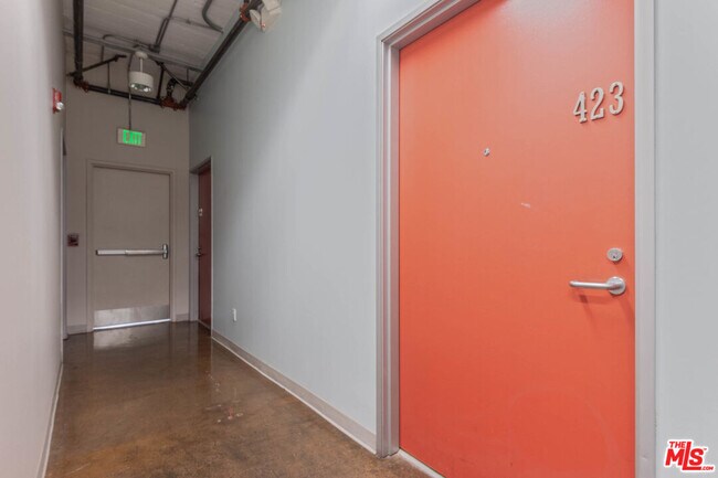 Building Photo - 420 San Pedro St