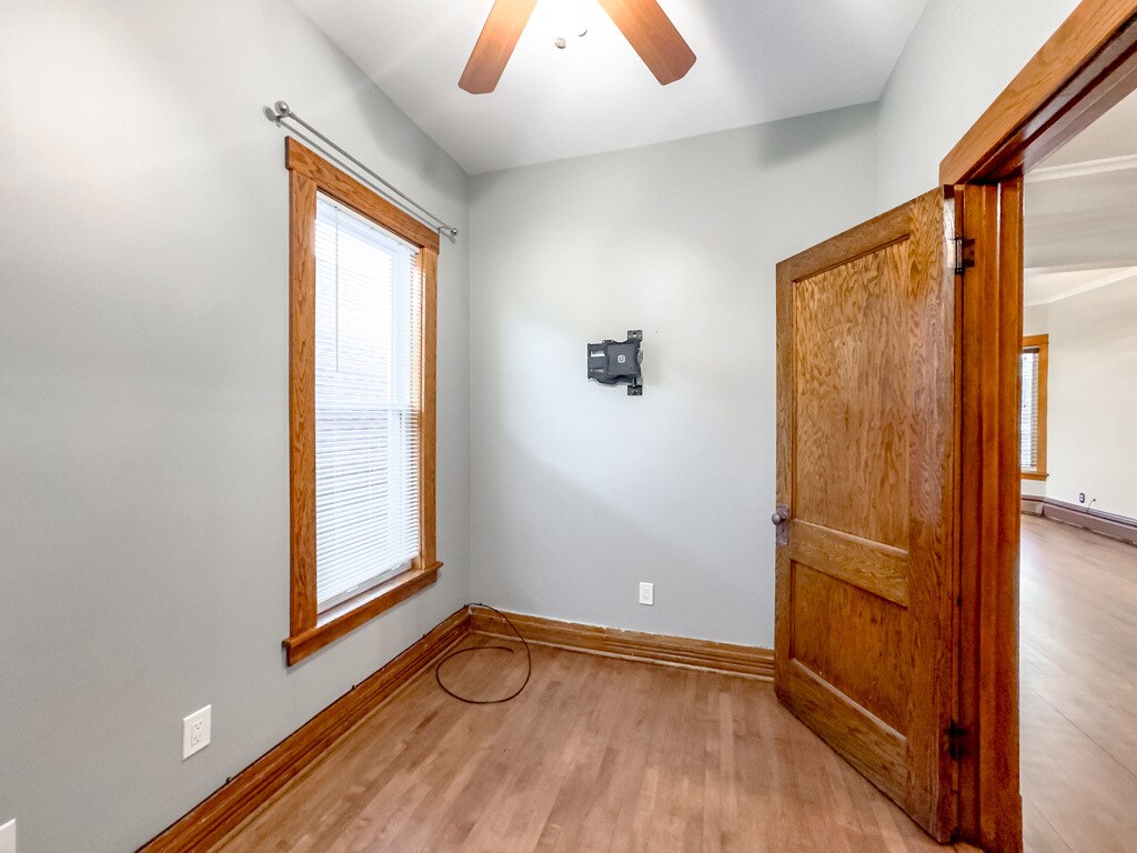 Building Photo - 3415 W McLean Ave