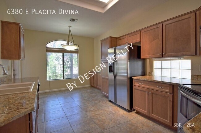 Building Photo - Las Ventanas 3 Bed 2 Bath - Close to Golf,...