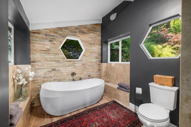 Building Photo - 101 Endlich Dr