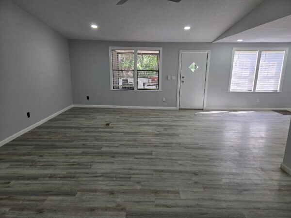 Building Photo - 1091 Shawnee Trail