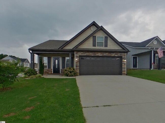 Primary Photo - 801 Alley Ridge Dr