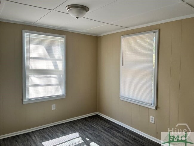 Building Photo - 11 Mikell St