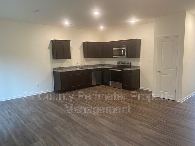 Building Photo - 1117 Union Pacific Wy