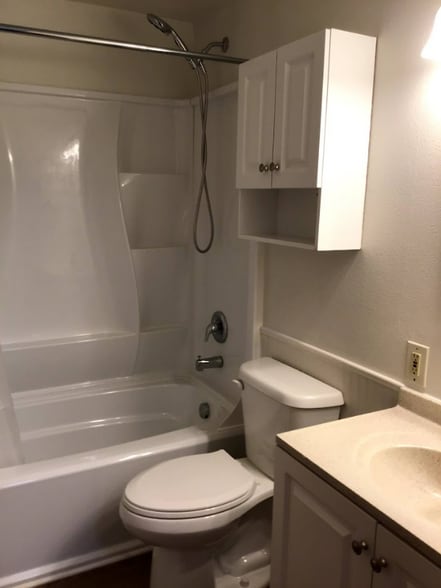 Building Photo - 705 Anna St