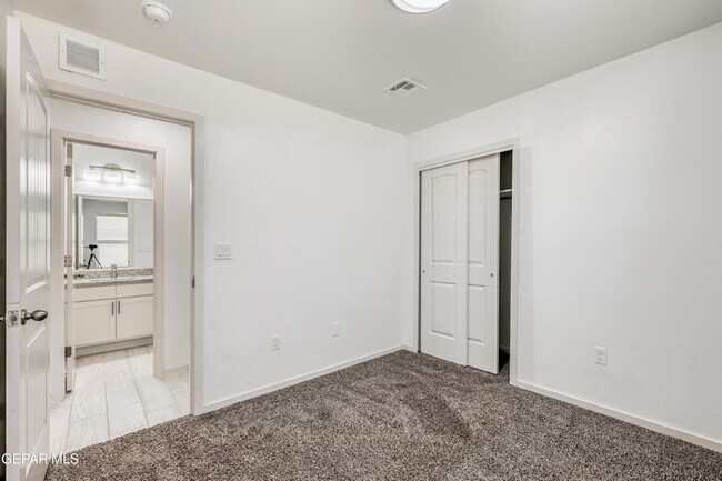 Building Photo - 12441 Polo Norte Dr