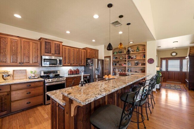 Building Photo - 309 Ridge Oak Dr
