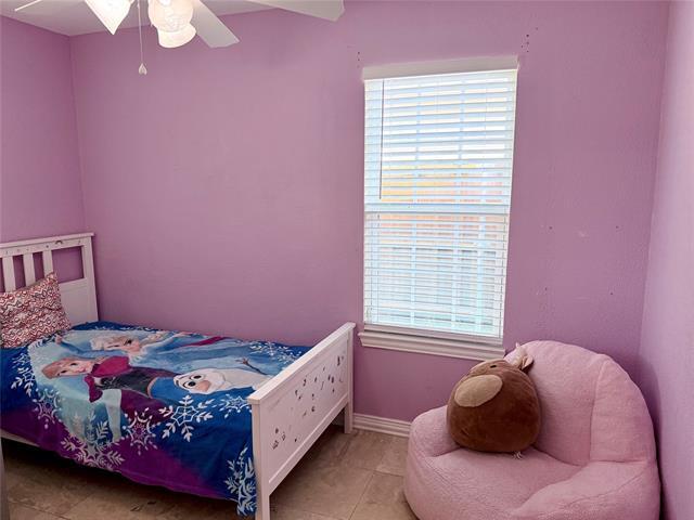 Building Photo - 1109 Leyenda Dr