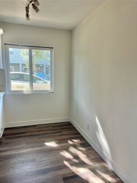 Building Photo - 2909 10th St