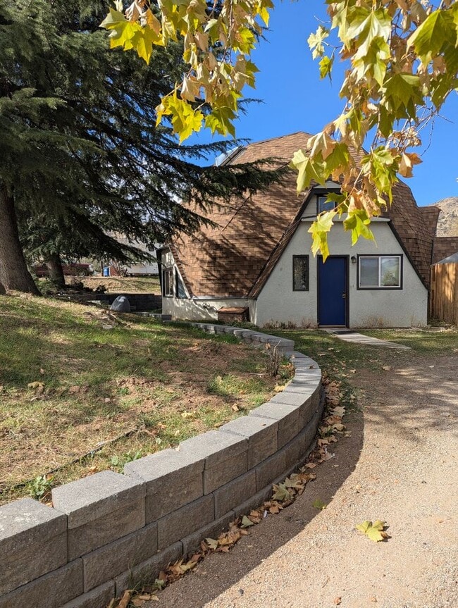 Primary Photo - Spacious 2 story home located in West Golden Hills