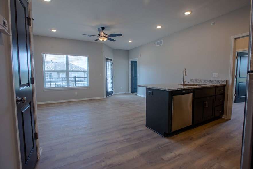 Lofts at Old Towne 455 SW Eagles Pky Grain Valley MO 64029