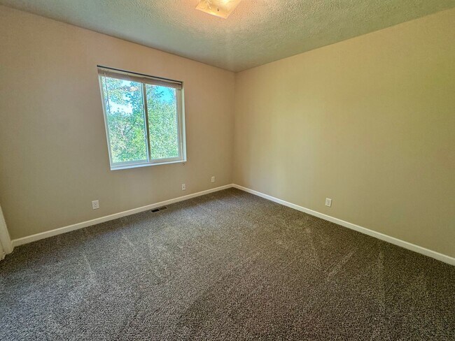 Building Photo - 2605 NW 52nd St