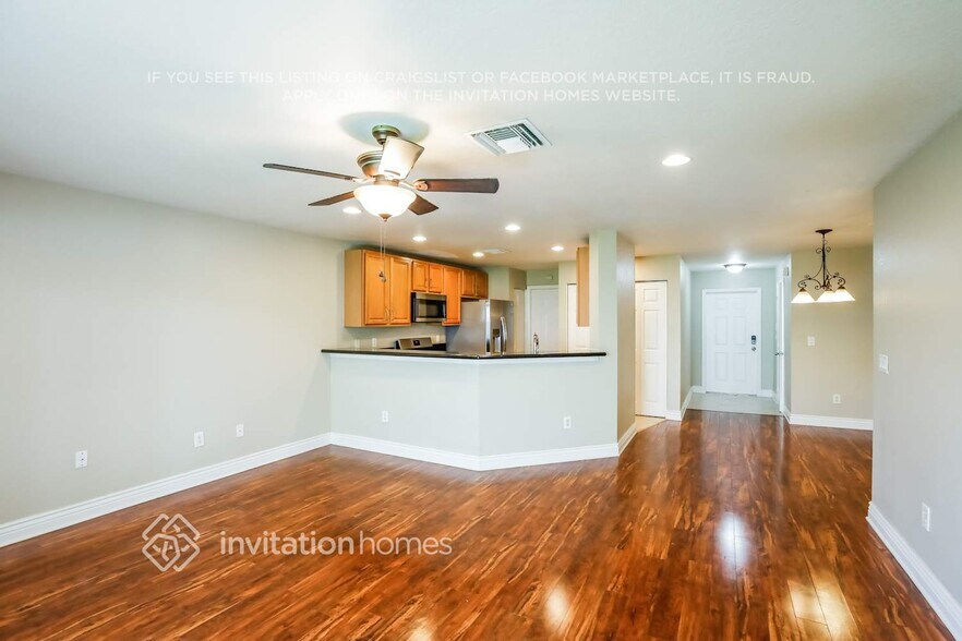 Building Photo - 5902 Royal Way