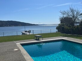 Building Photo - 16736 Shore Dr NE