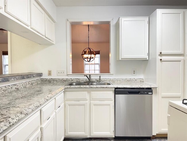 Building Photo - 1603 Brook Meadow Dr
