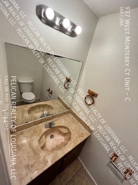 Building Photo - 937 Monterey Ct W