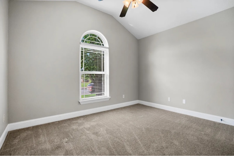Building Photo - 808 Herron St