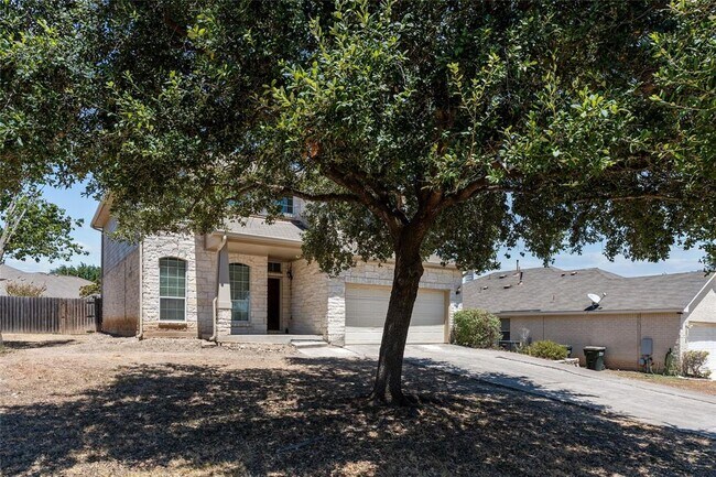 Building Photo - 124 Amberwood Ct