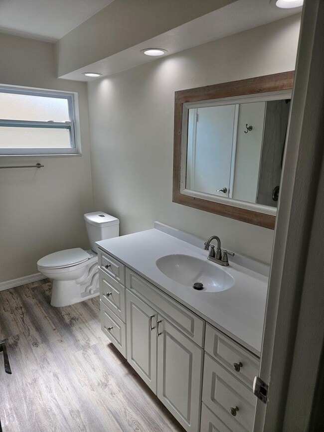 Building Photo - Block Remodeled Seminole Home