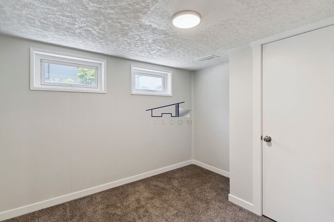 Building Photo - 3134 N 450 E