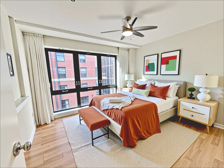Building Photo - 1661-1663 Washington St. Unit 303