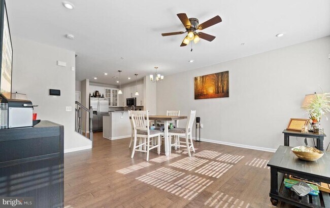 Primary Photo - 14859 Chrysler Ct