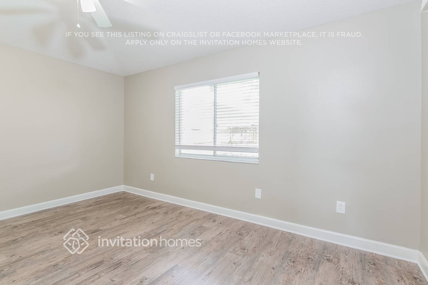 Building Photo - 2557 Ventura Cir