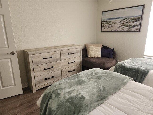 Building Photo - 6503 Fairway Gardens Dr