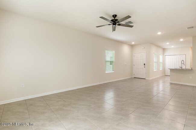Building Photo - 170 Pasadena Dr