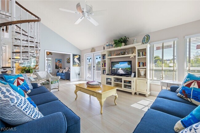 Building Photo - 424 Lagoon Dr