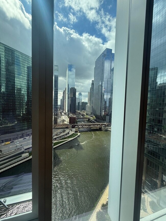 Building Photo - 313 W Wolf Point Plaza