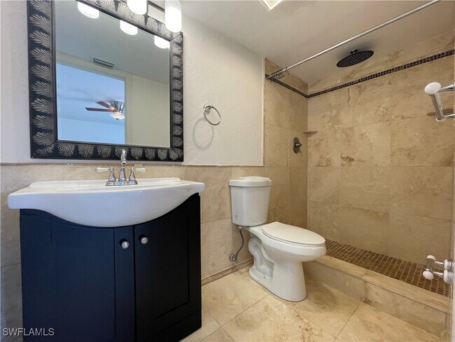 Building Photo - 1400 Pompei Ln
