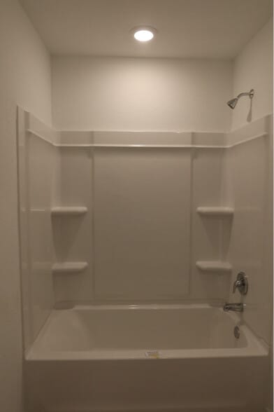 Building Photo - 5122 Red Drum Dr