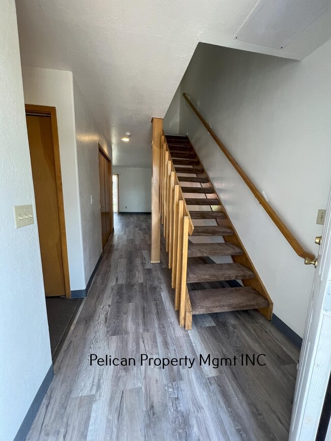Primary Photo - 2057 N Eldorado Ave