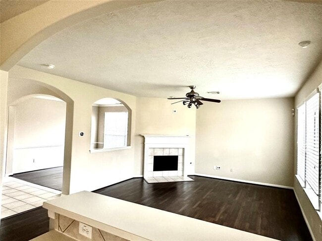 Building Photo - 3615 Shasta Ct